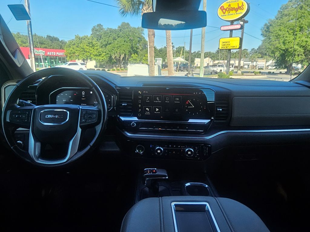 2022 GMC Sierra 1500 SLT - 4