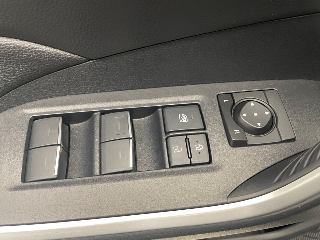 2023 Toyota RAV4 Prime SE 10