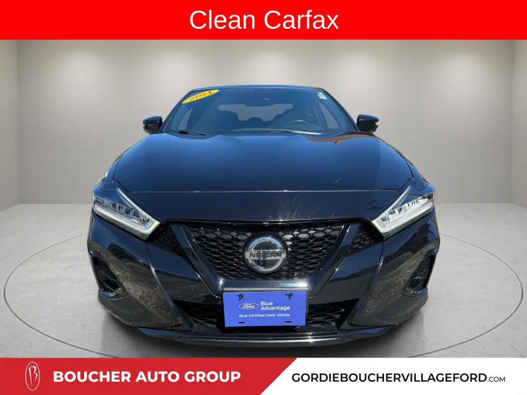 Certified Used 2021 Super Black Nissan SR image 2
