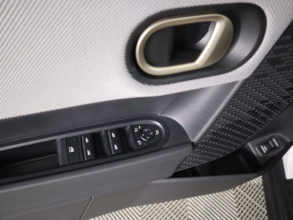 Thumbnail: 2025 MINI Cooper - 23