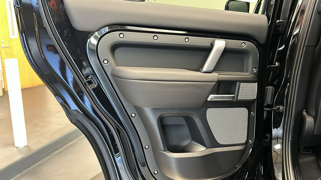Thumbnail: 2024 Land Rover Defender - 22