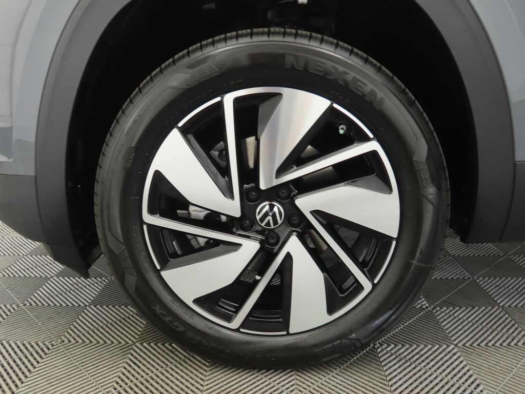 Thumbnail: 2026 Volkswagen Atlas - 30