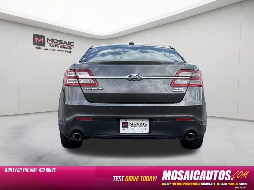 2015 Ford Taurus