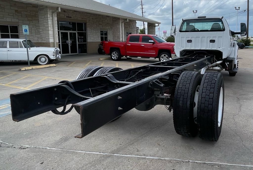 2018 Ford F-750SD Base White at Sterling McCall Nissan