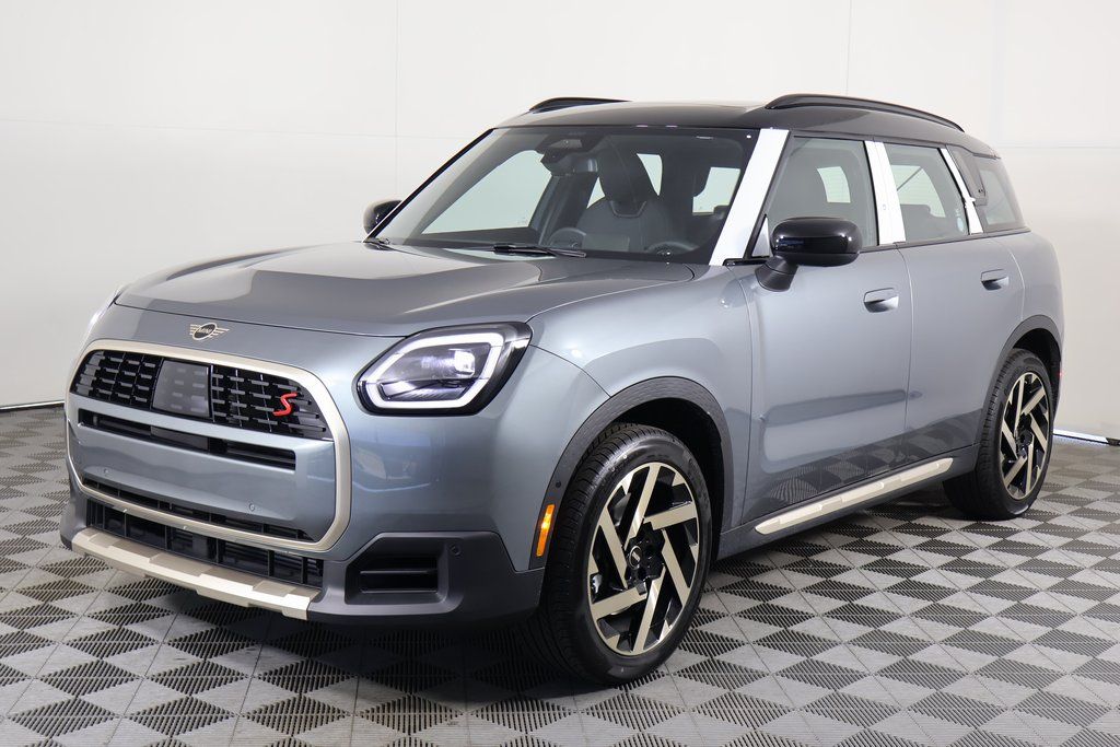 Thumbnail: 2027 MINI Cooper Countryman - 1
