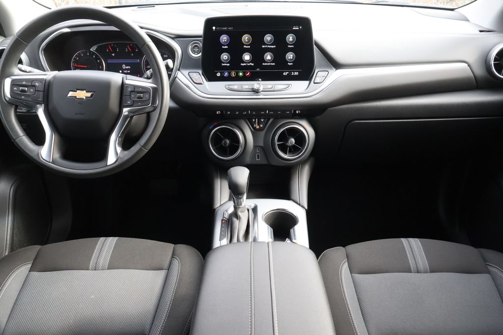 Thumbnail: 2023 Chevrolet Blazer - 14