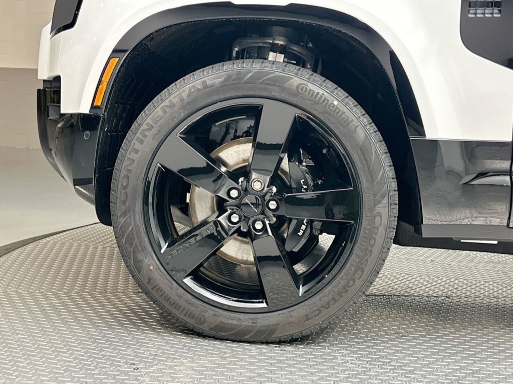 Thumbnail: 2026 Land Rover Defender - 5