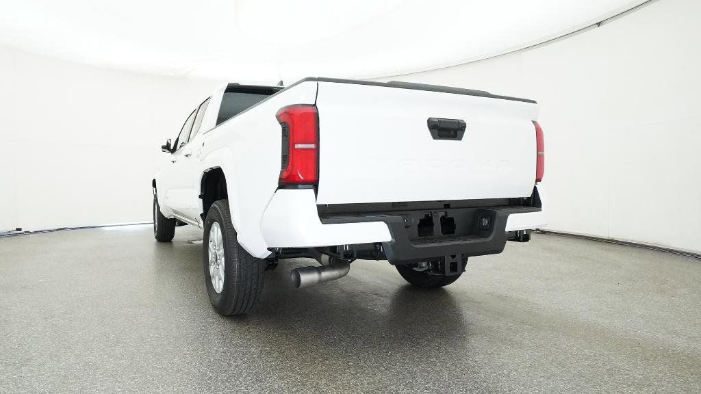 Thumbnail: 2025 Toyota Tacoma - 10