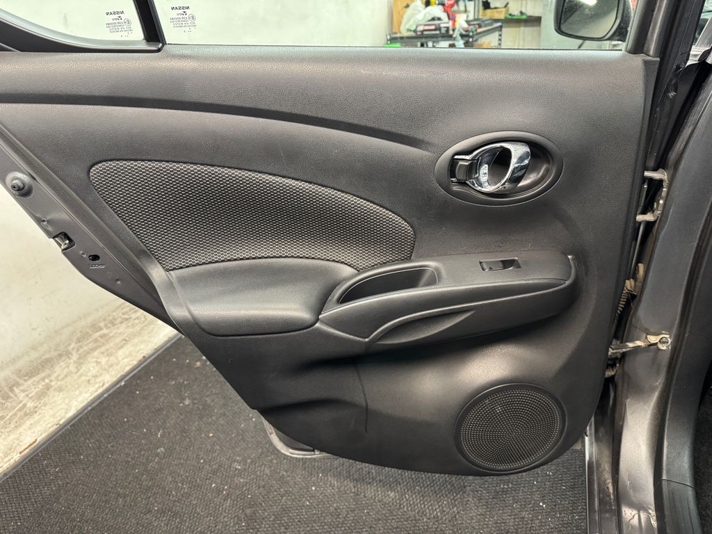 2019 Nissan Versa 1.6 SV