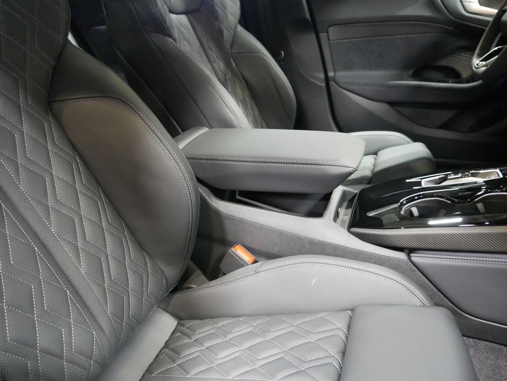Thumbnail: 2025 Audi S5 - 28