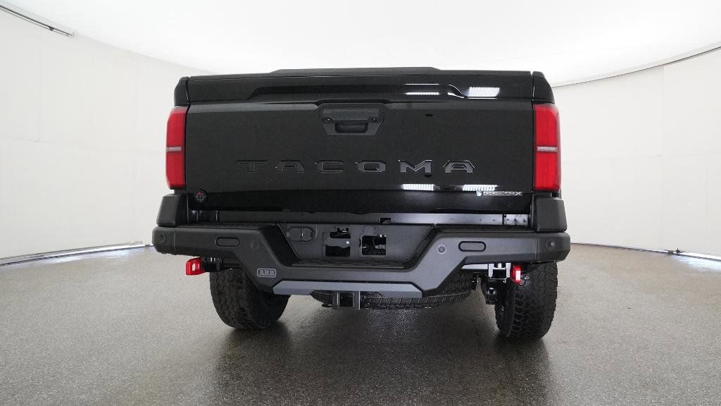 2025 Toyota Tacoma Trailhunter's photo