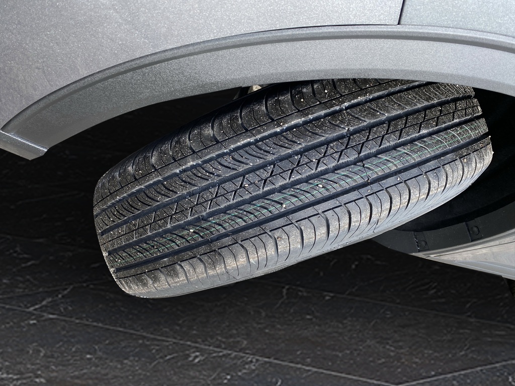 New 2026 Carbonized Gray Metallic Ford Active image 45