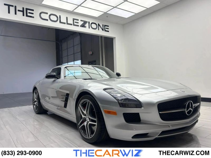 Iridium Silver Metallic 2013 Mercedes-Benz SLS AMG GT Coupe Rear-Wheel Drive 7-Speed Automatic