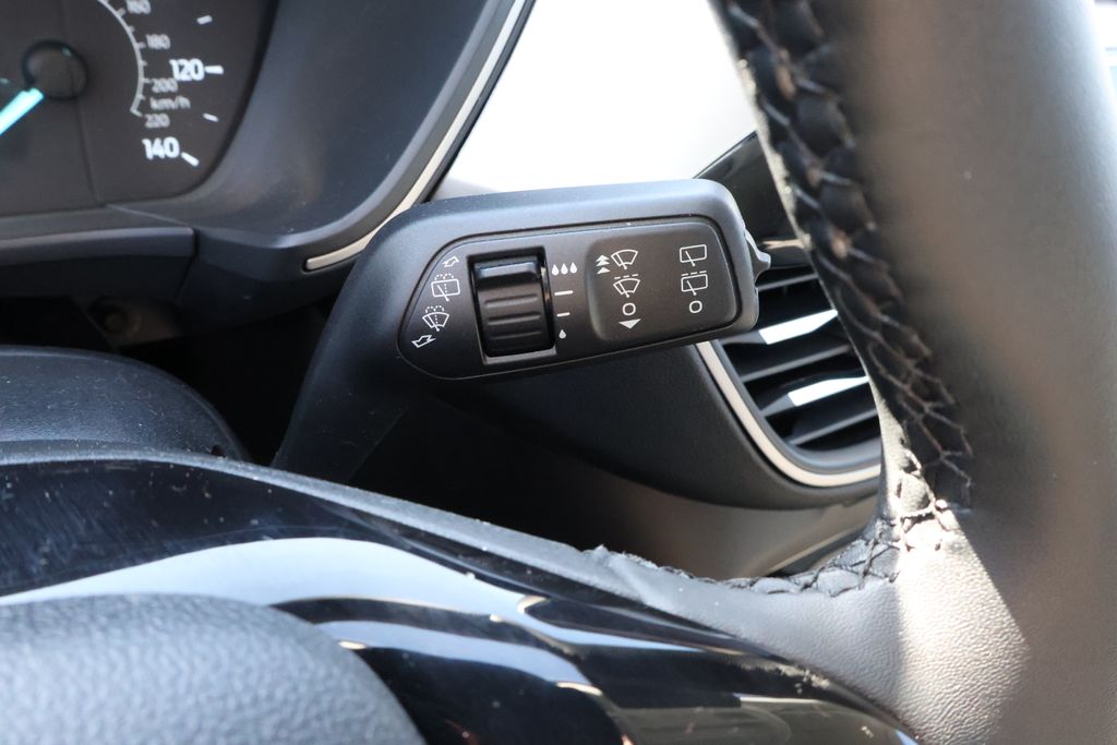 Thumbnail: 2022 Ford Escape - 21