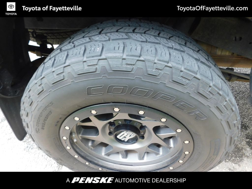 Thumbnail: 2013 Toyota Tacoma - 8