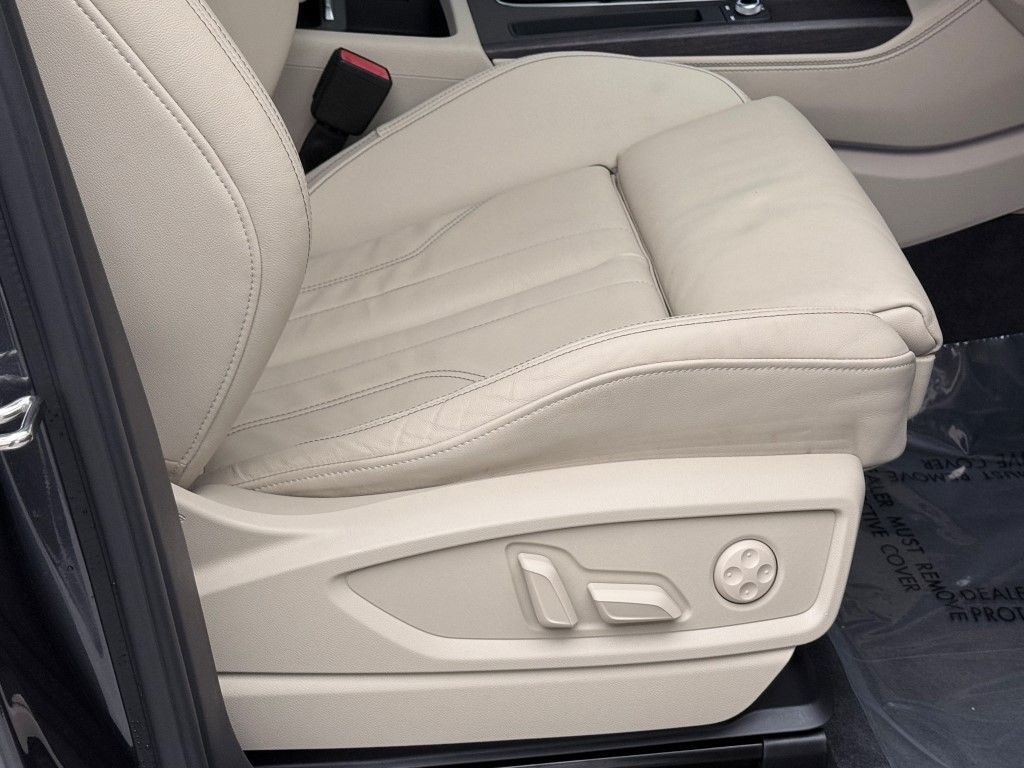 Thumbnail: 2022 Audi Q5 - 20