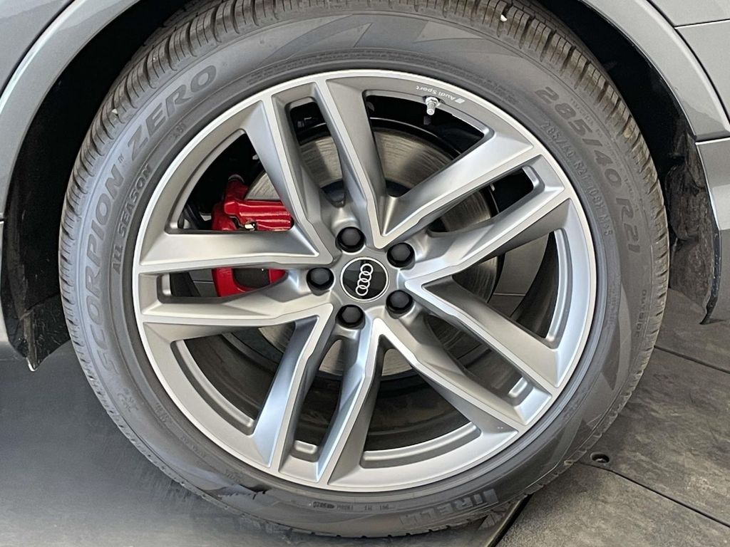2026 Audi Q7 55 Prestige Gray at Luther Ford