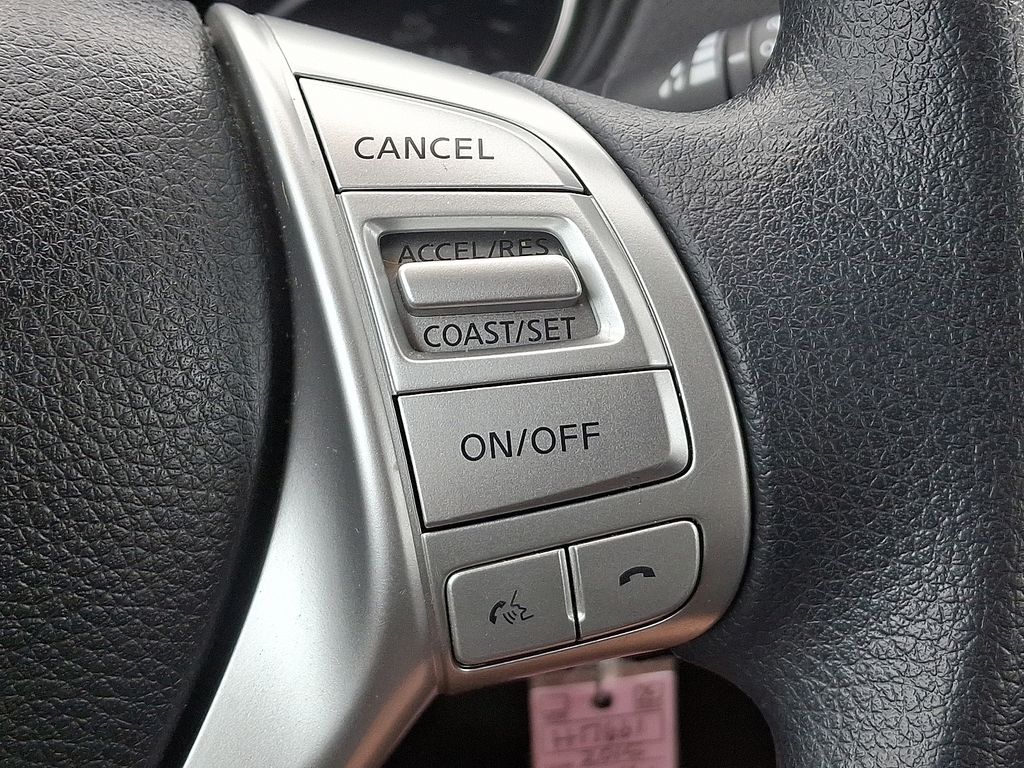Thumbnail: 2015 Nissan Rogue - 22