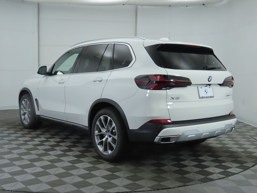 Thumbnail: 2026 BMW X5 - 7