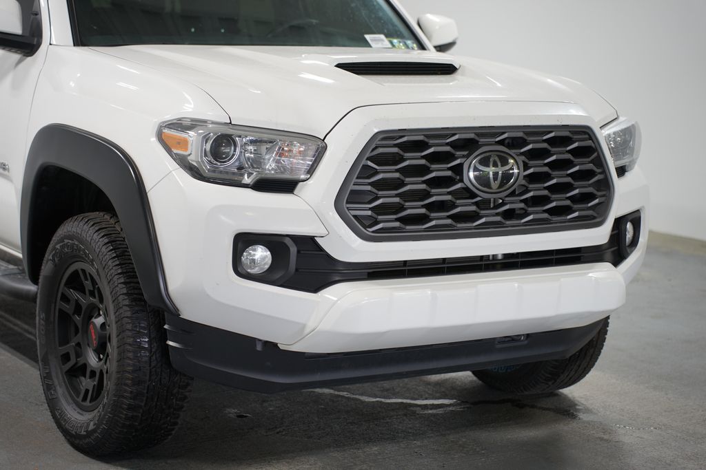 2022 Toyota Tacoma TRD Sport 4