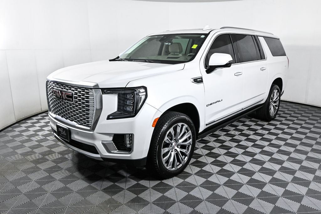 2021 GMC Yukon XL Denali 3