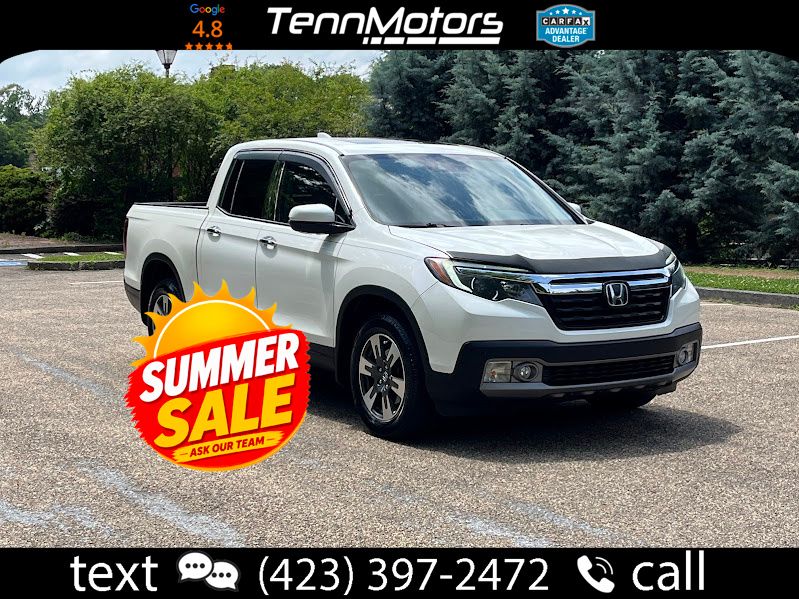 White 2019 Honda Ridgeline Pickup Truck All-Wheel Drive 6-Speed Automatic