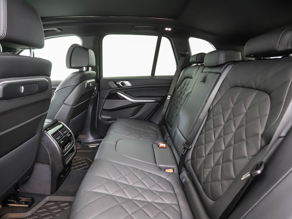 Thumbnail: 2026 BMW X5 - 23