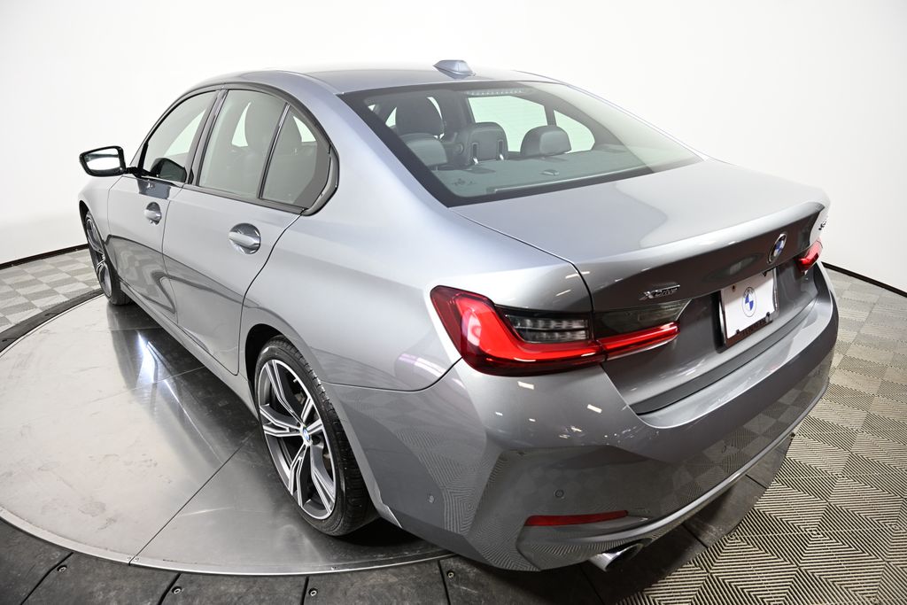 2023 BMW 3 Series 330i xDrive 3