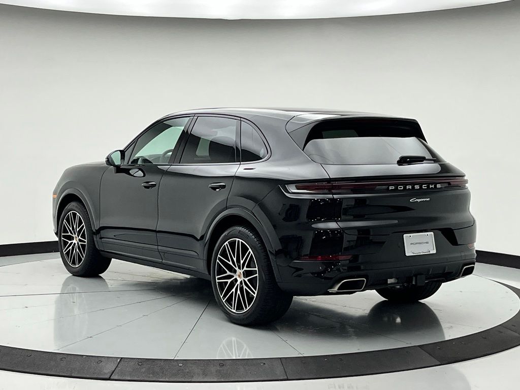 Thumbnail: 2026 Porsche Cayenne - 3