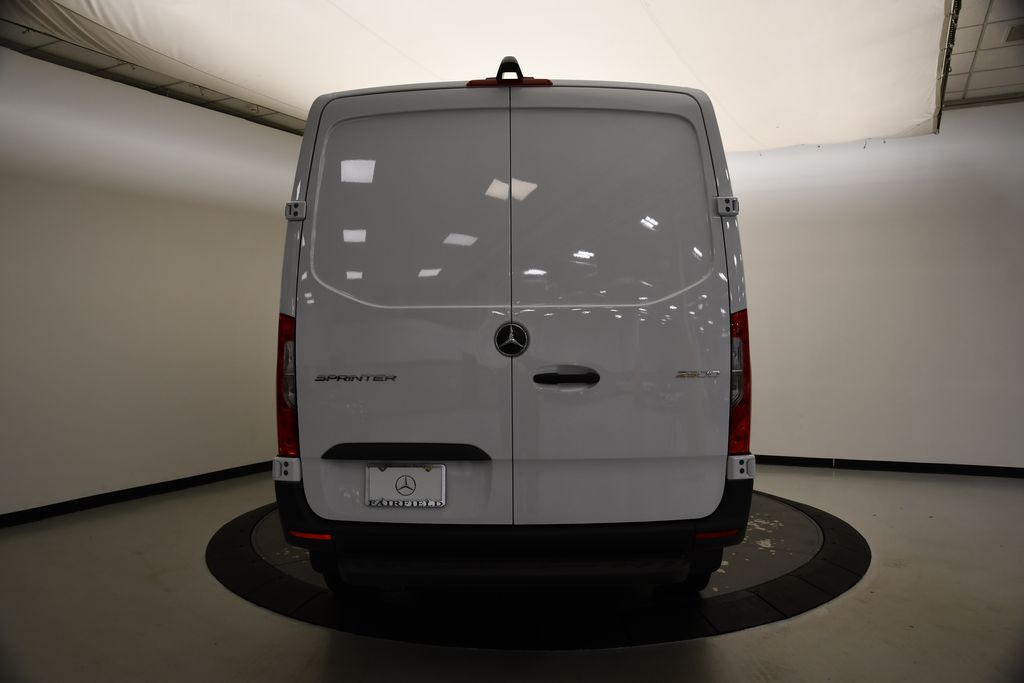 2025 Mercedes-Benz Sprinter 2500 7