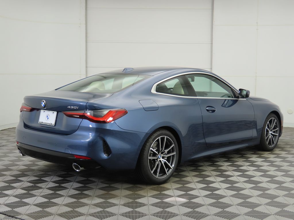 Thumbnail: 2026 BMW 4 Series - 5