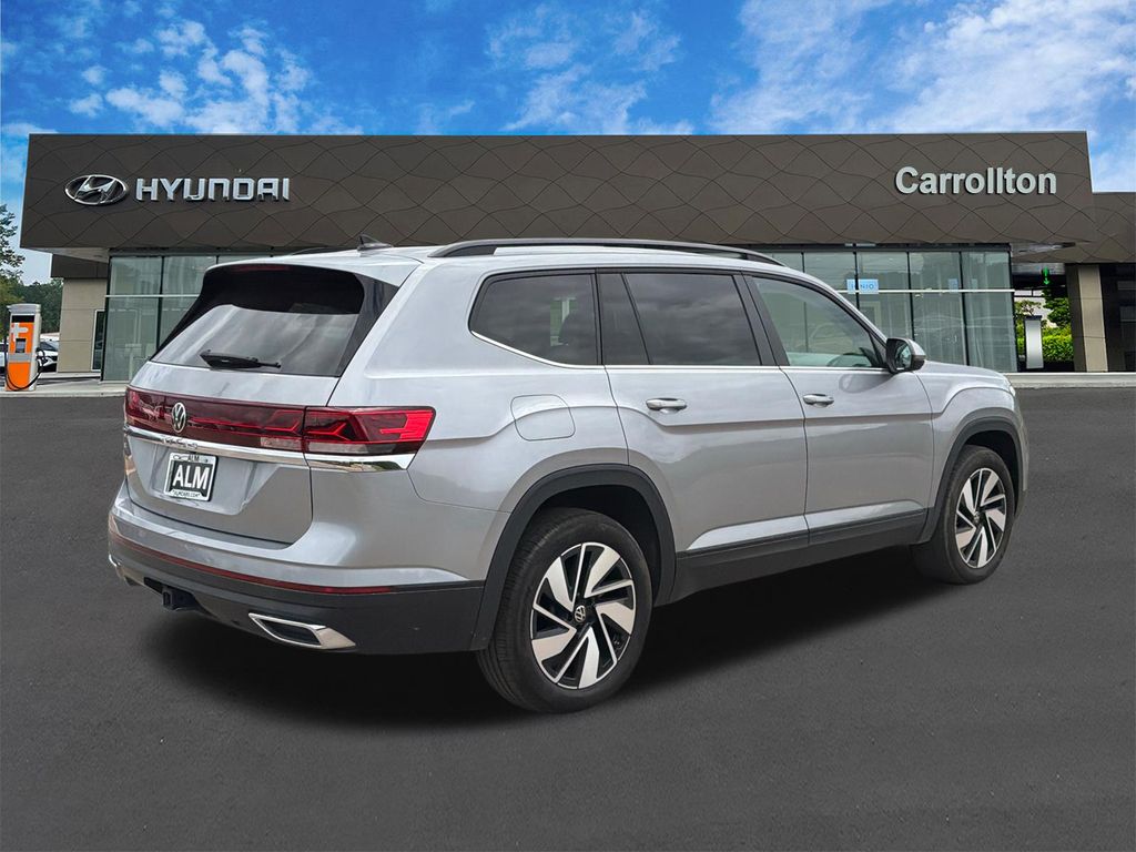 2025 Volkswagen Atlas SE w/Tech - Photo 5