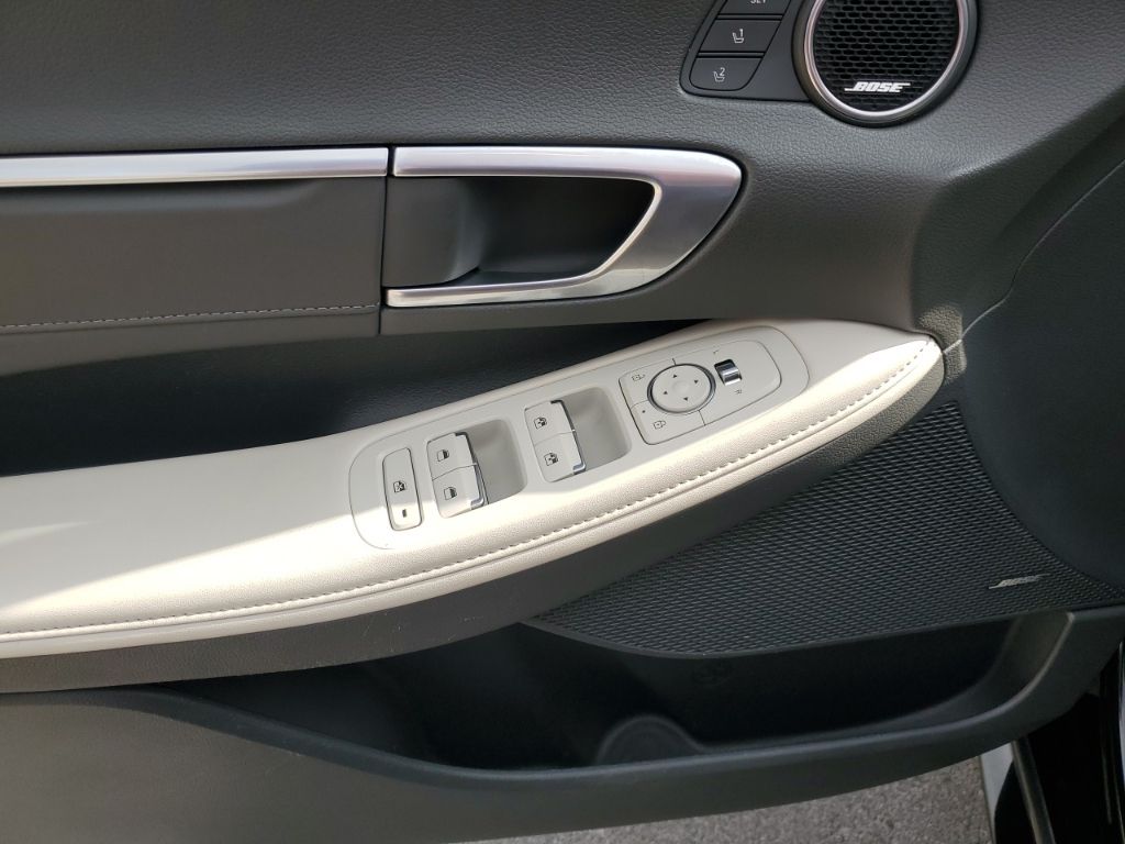 Used Car 2022 Hyundai Sonata  Limited For Sale Under $25,000 In Austin, Texas