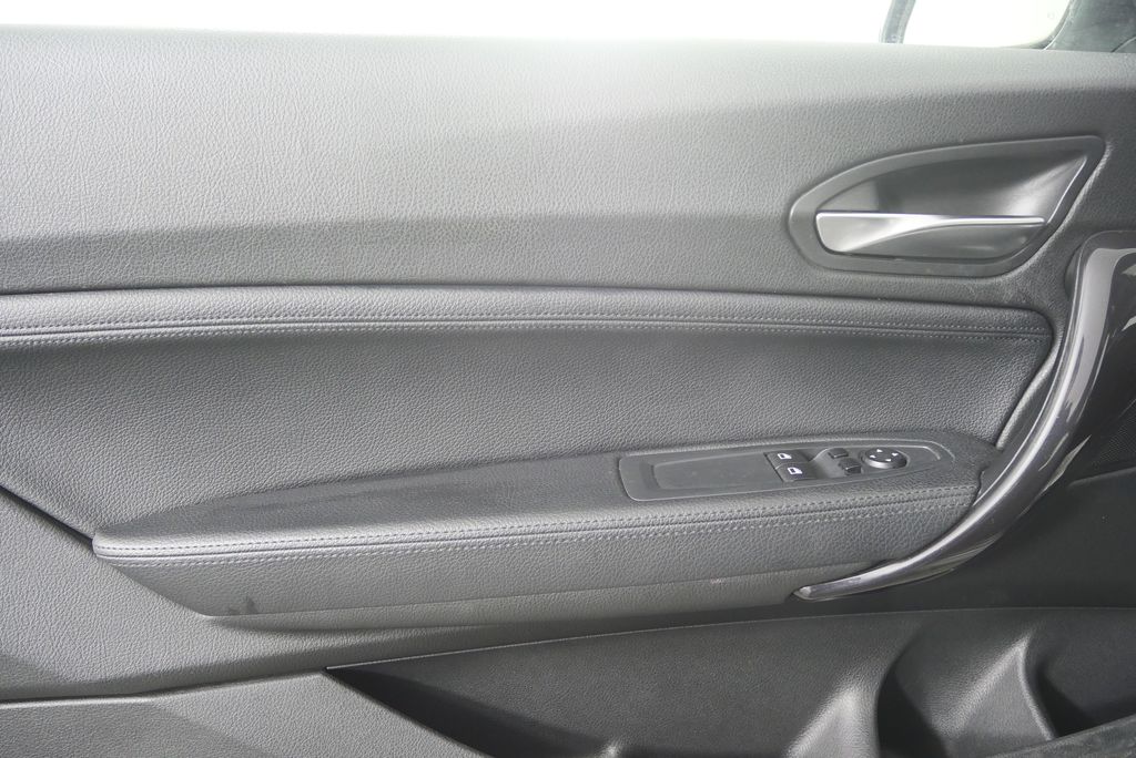 Thumbnail: 2014 BMW 2 Series - 8