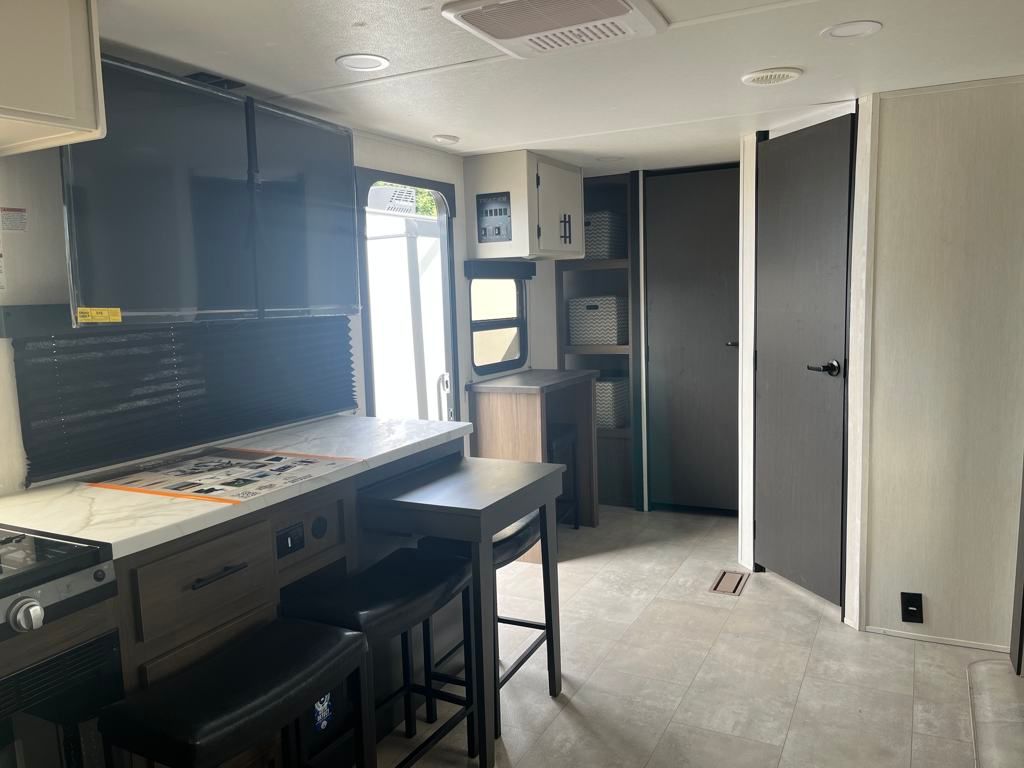 2026 Prime Time Tracer 255DS Travel Trailer