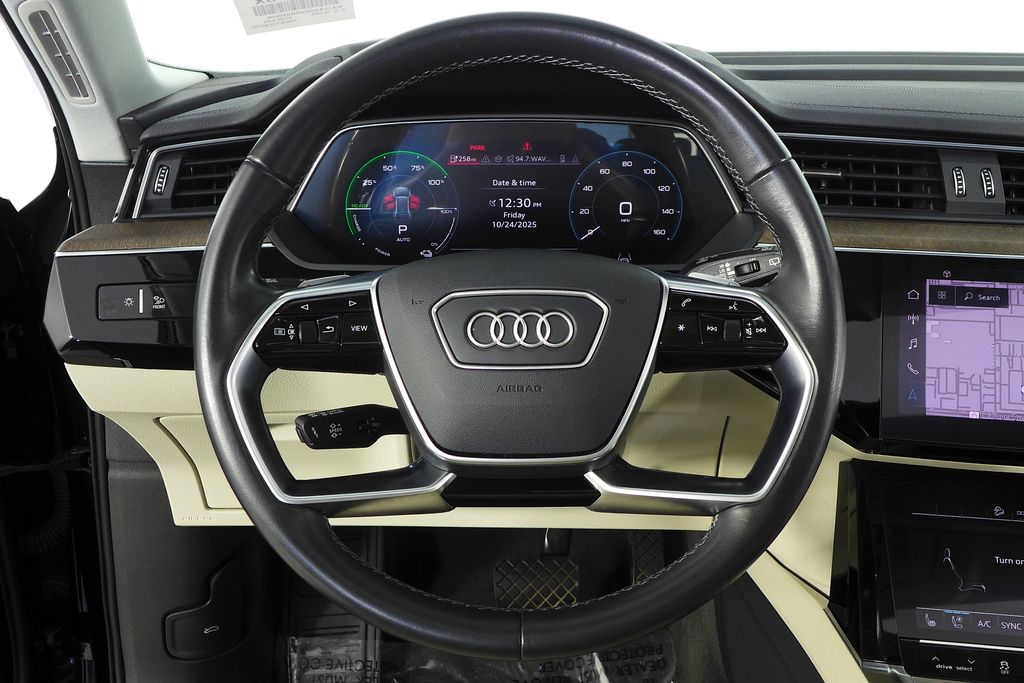 Thumbnail: 2024 Audi Q8 e-tron - 27