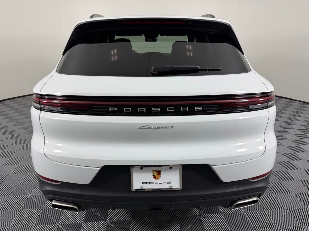 Thumbnail: 2026 Porsche Cayenne - 13