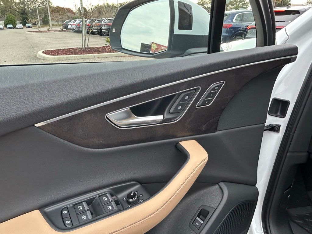 New 2026 White/off-white Audi 55 Premium Plus image 80