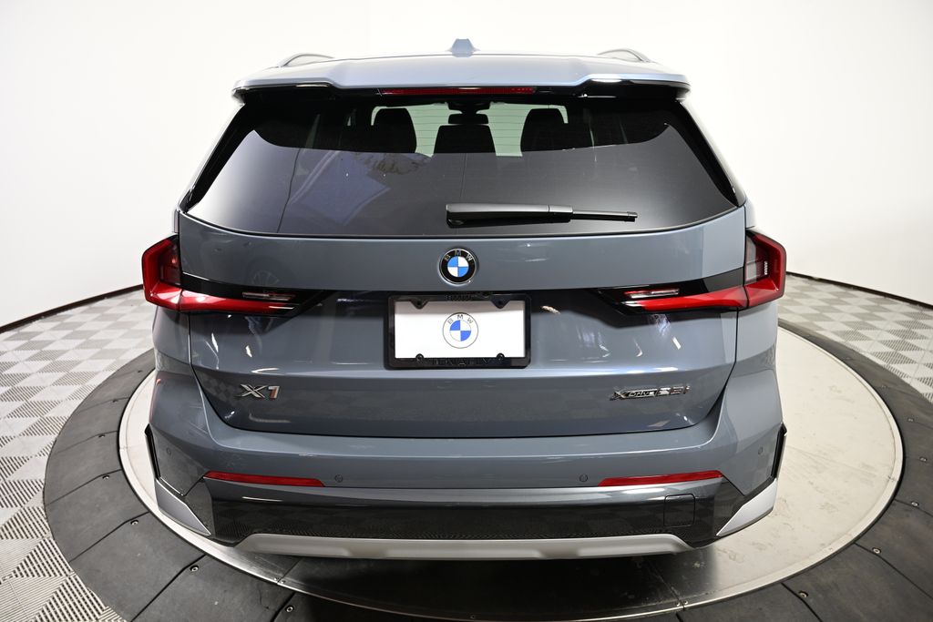 Thumbnail: 2026 BMW X1 - 4