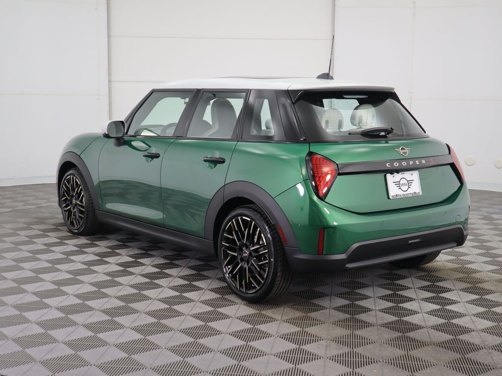 2025 MINI Cooper S 7