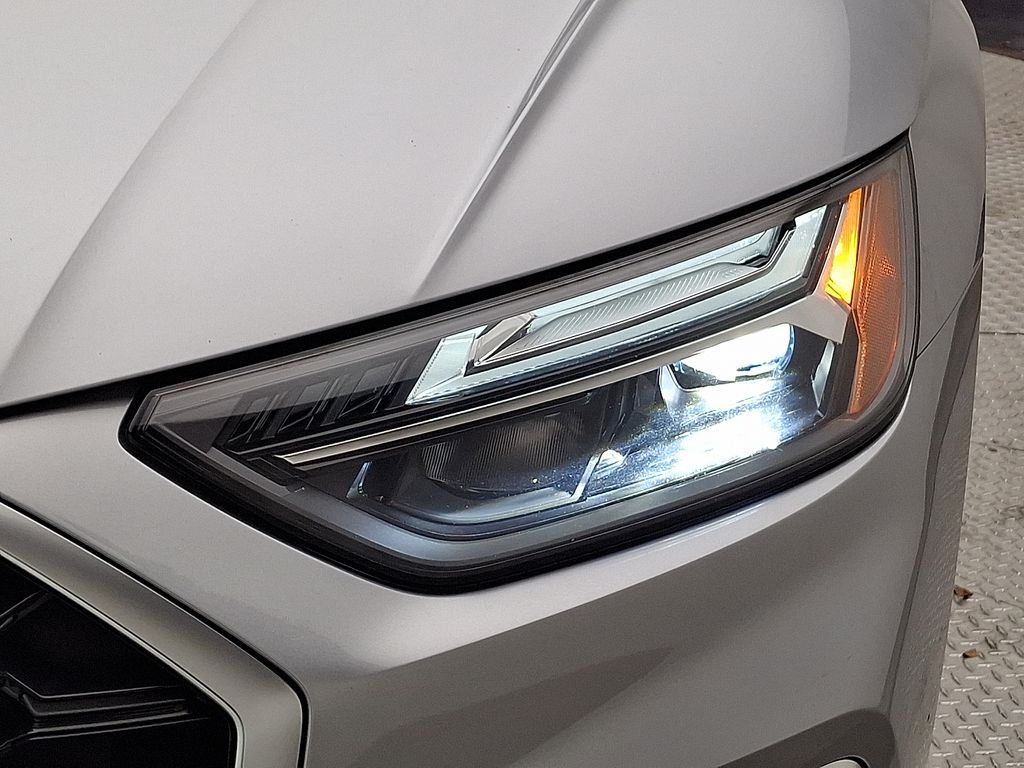 Thumbnail: 2023 Audi Q5 - 9