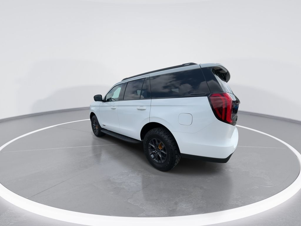New 2026 Star White Metallic Tri-Coat Ford Tremor® image 5