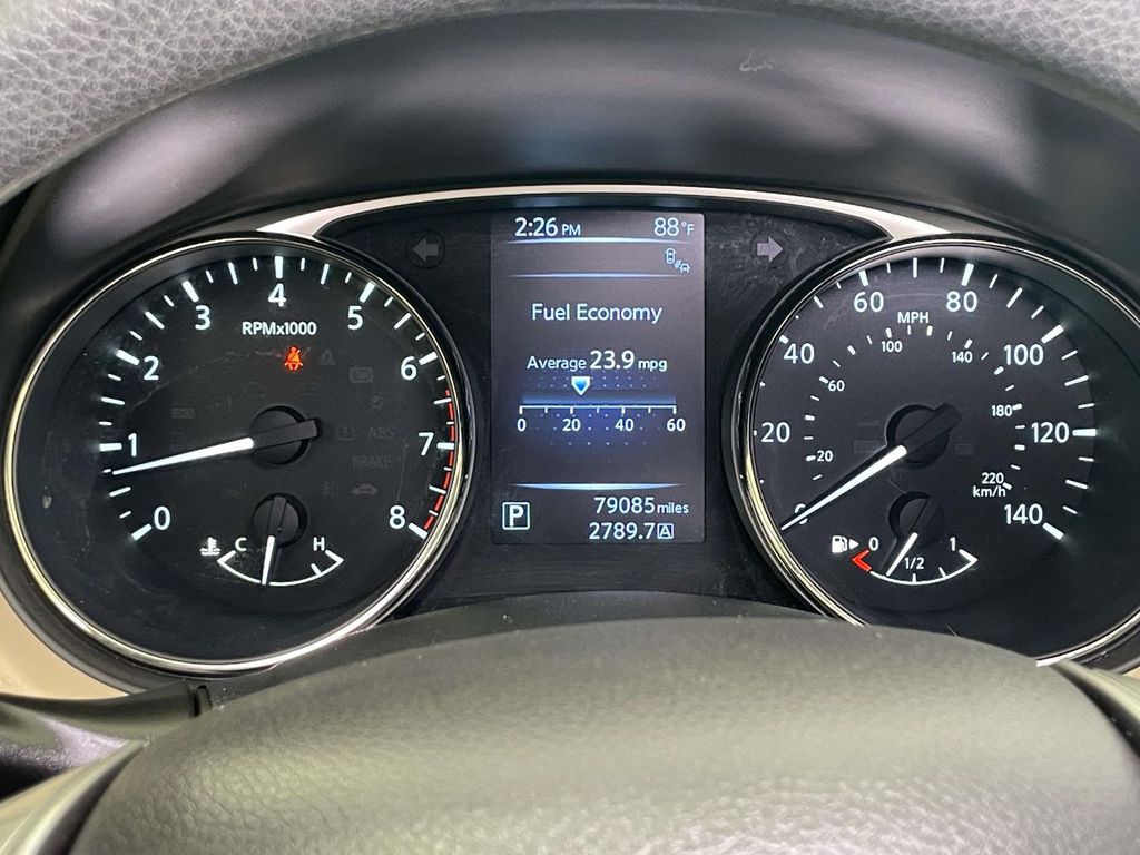 2016 Nissan Rogue SV White at Grove City Ford