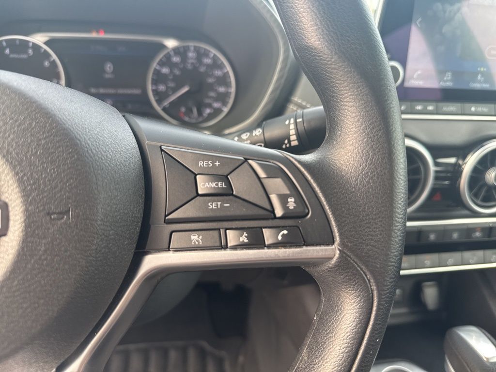 2024 Nissan Sentra SV Xtronic CVT