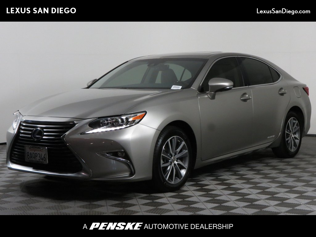 2018 Lexus ES Hybrid 300h -
                San Diego, CA