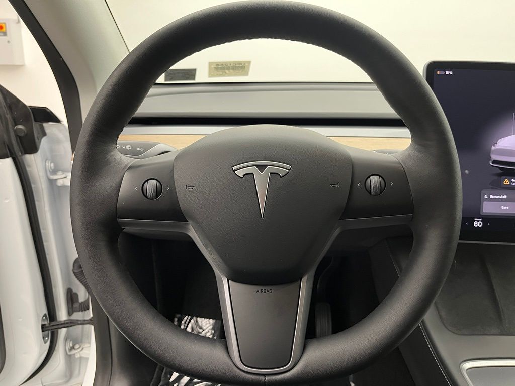 Thumbnail: 2022 Tesla Model Y - 11