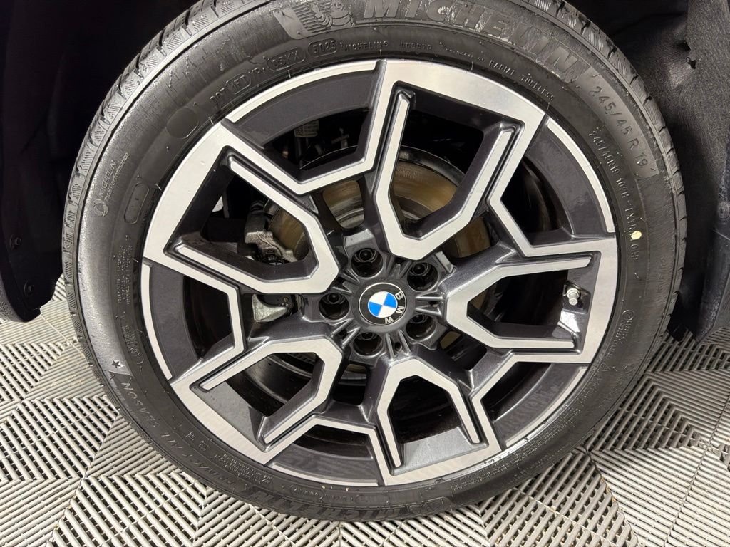 Thumbnail: 2026 BMW X1 - 12