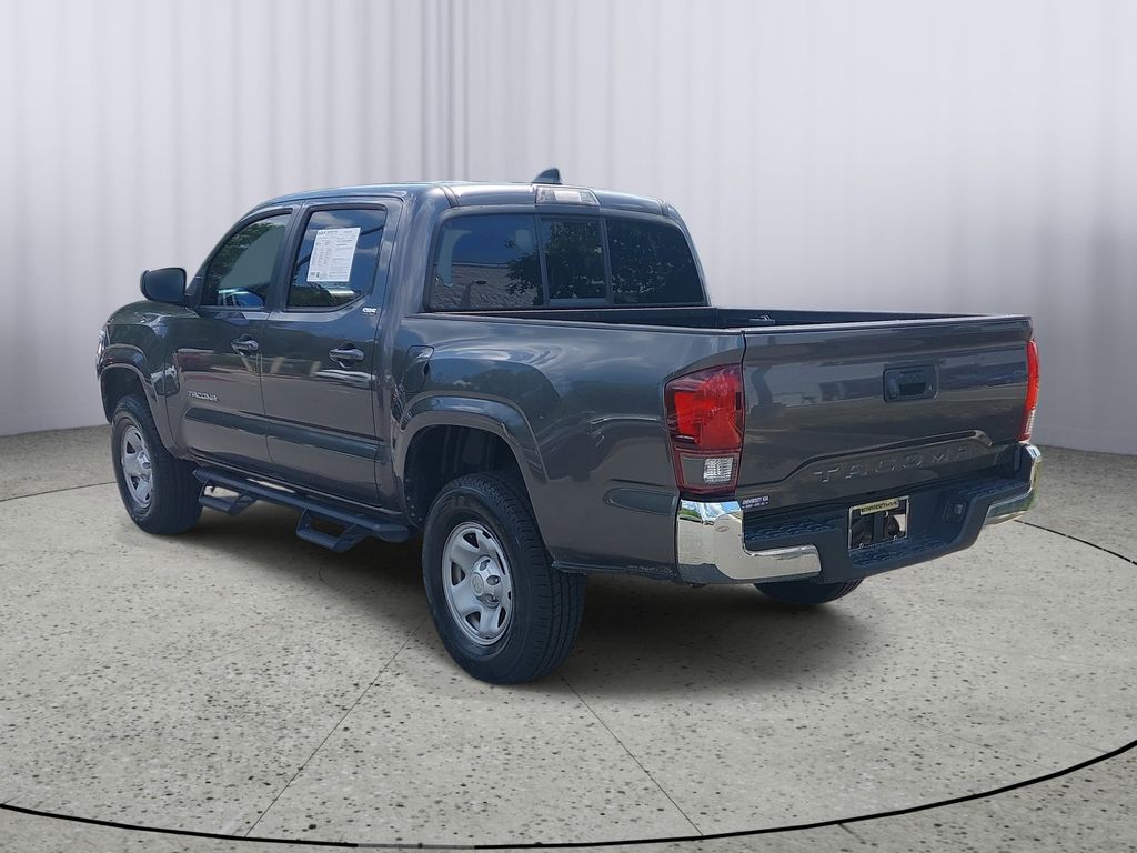 Used 2021 Gray Toyota SR5 image 5