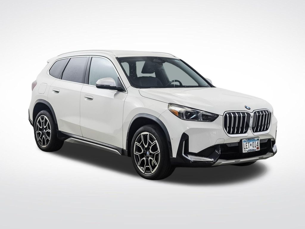 Thumbnail: 2023 BMW X1 - 7