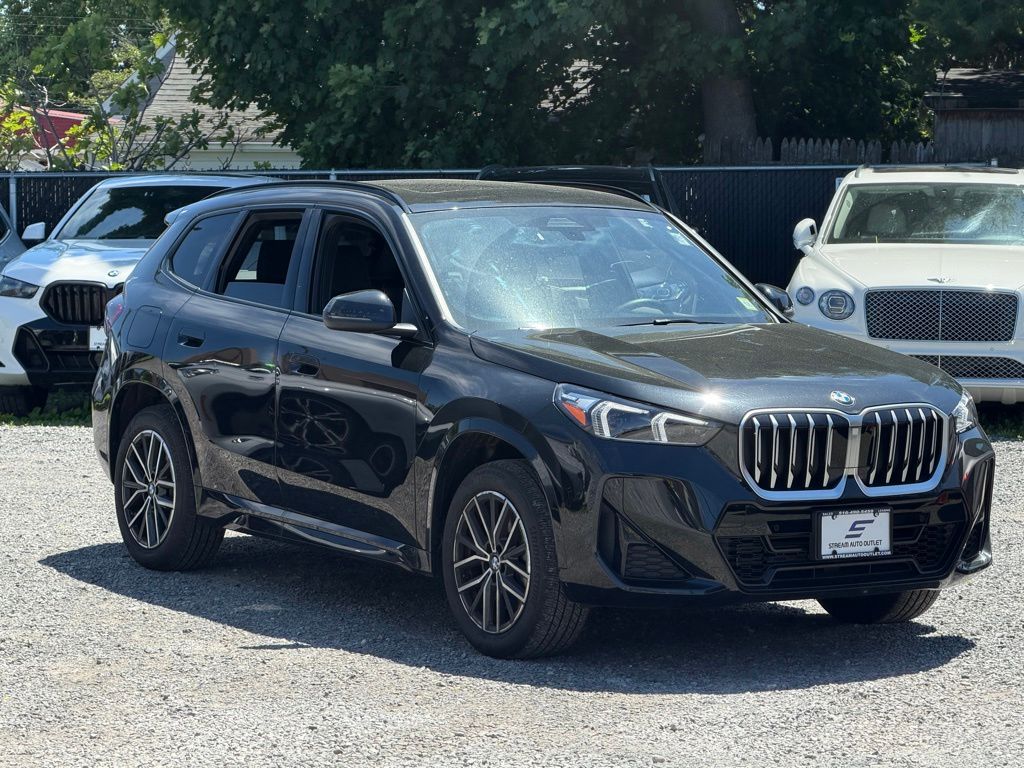 2026 BMW X1 xDrive28i's photo